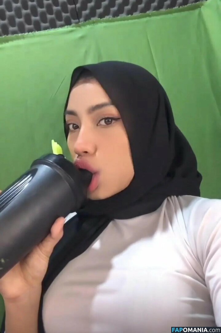 Ceboloky / Oky Olivia / Okyyoliviaa / mastermarcelo5 / okyyloiviaa Nude OnlyFans  Leaked Photo #6