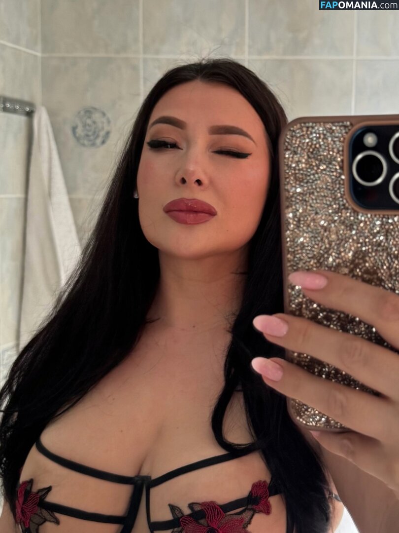 Olartery / Olartery1 / merriolya / olga goncharova Nude OnlyFans  Leaked Photo #1