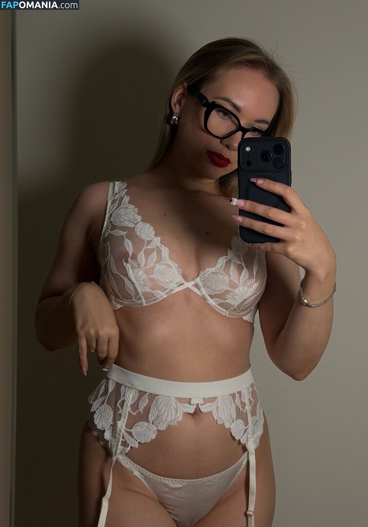 Sdmorena / olga_kril / olga_kril_ Nude OnlyFans  Leaked Photo #3