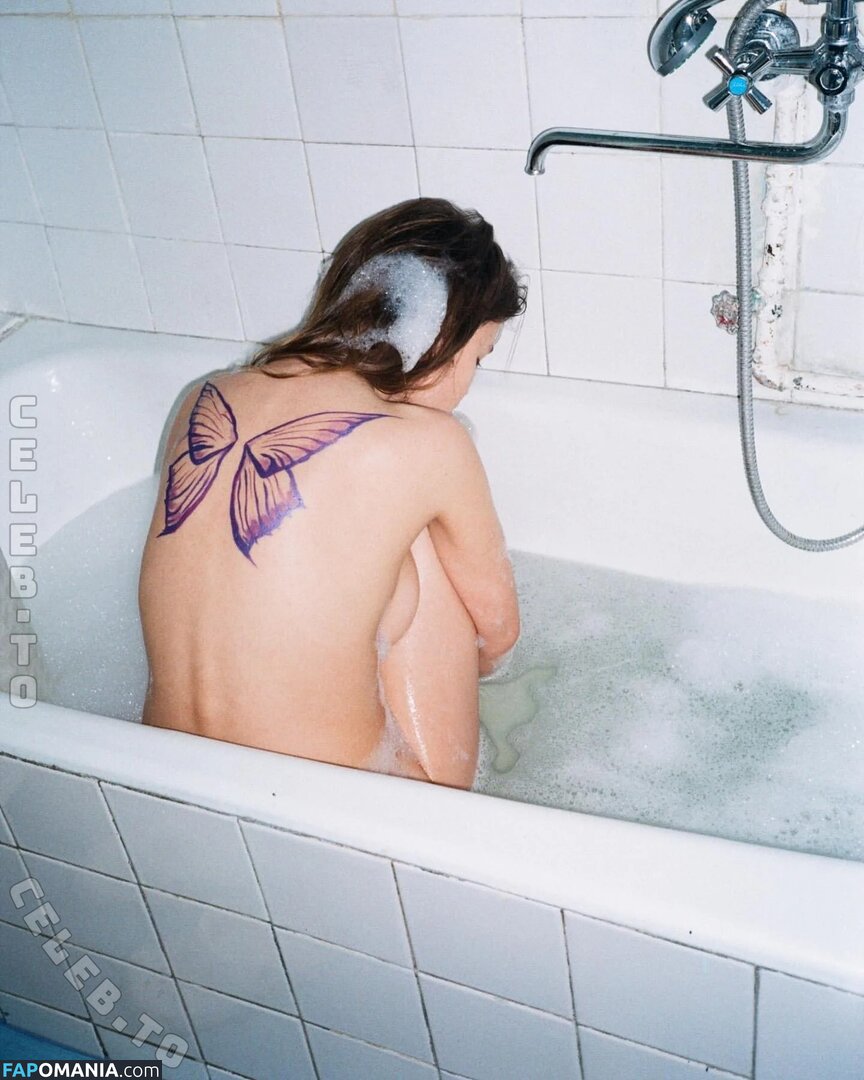 Olga Obumova / doch_olega Nude OnlyFans  Leaked Photo #15