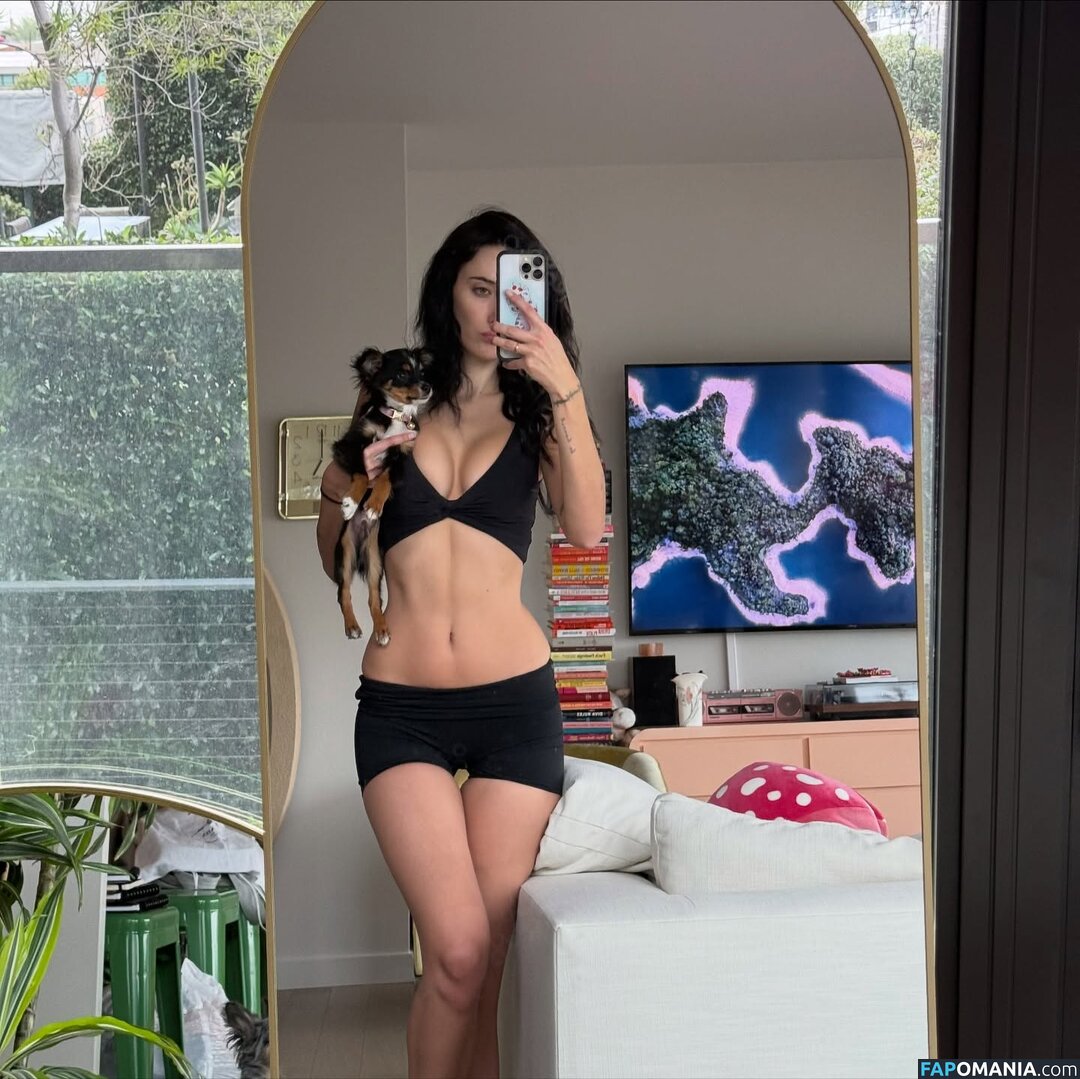 Olivia O'Brien / oliviaobrien Nude OnlyFans  Leaked Photo #3