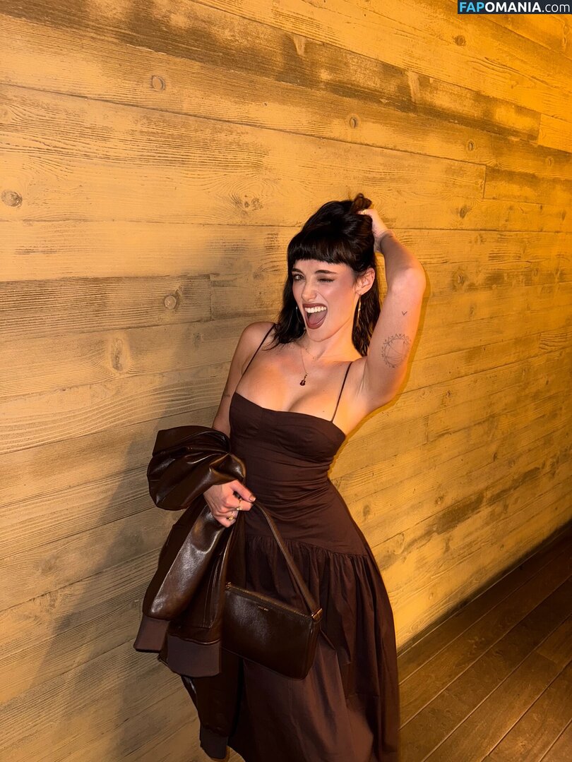 Olivia OBrien / olivialauren / oliviaobrien Nude OnlyFans  Leaked Photo #463