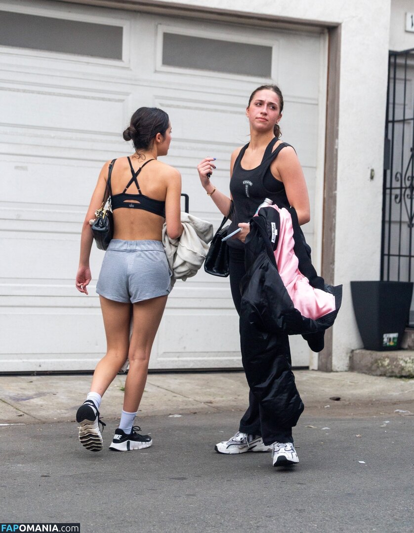 Olivia Rodrigo / oliviarodrigo Nude OnlyFans  Leaked Photo #57