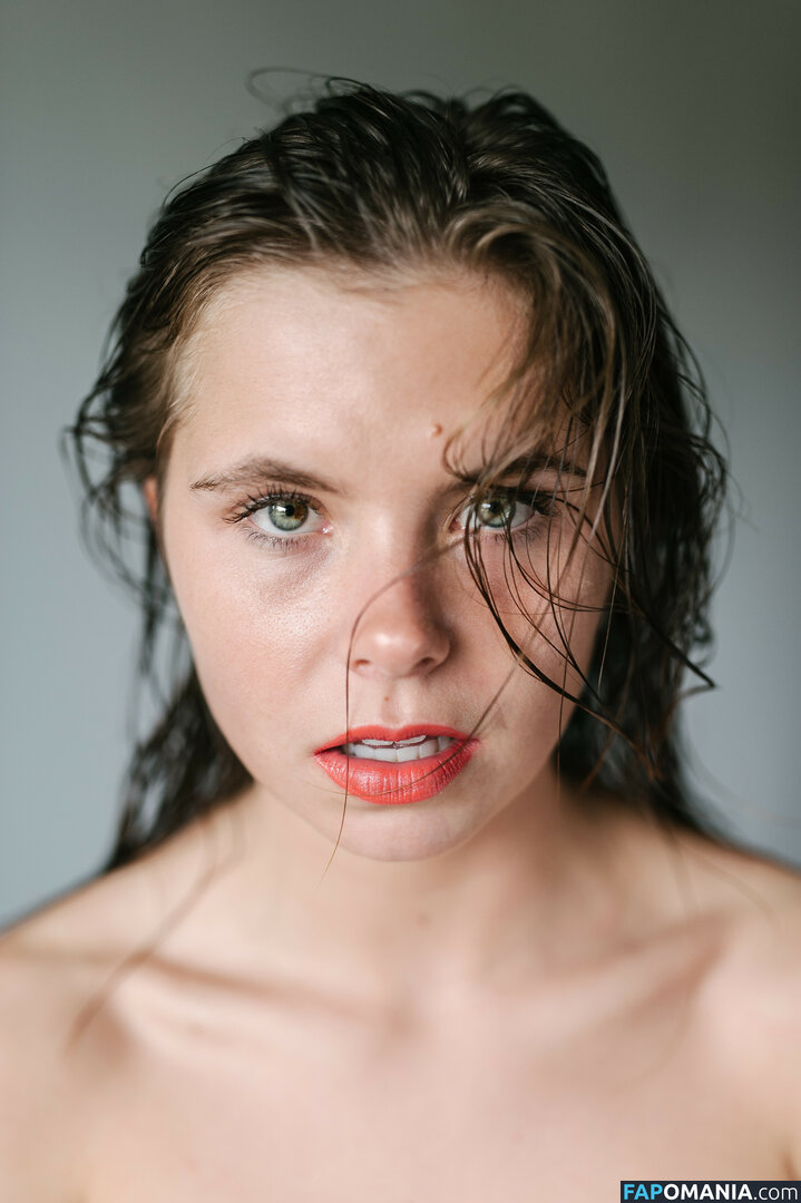 Oliwia Pawelczak / oliwiaorwhatever Nude OnlyFans  Leaked Photo #60