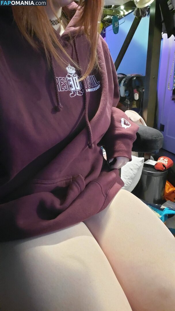 OniKanaVT Nude OnlyFans  Leaked Photo #4