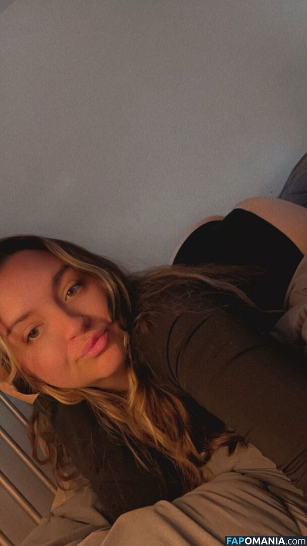 oohkarla / oohkarlalala Nude OnlyFans  Leaked Photo #3
