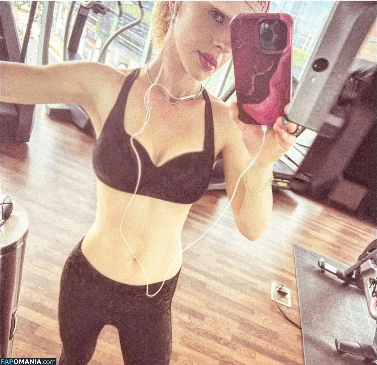 Orianthi / iamorianthi Nude OnlyFans  Leaked Photo #8