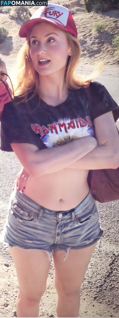 Paige Boivin / PeachSaliva / The Mustard Goblin Queen / cindyboivin Nude OnlyFans  Leaked Photo #8