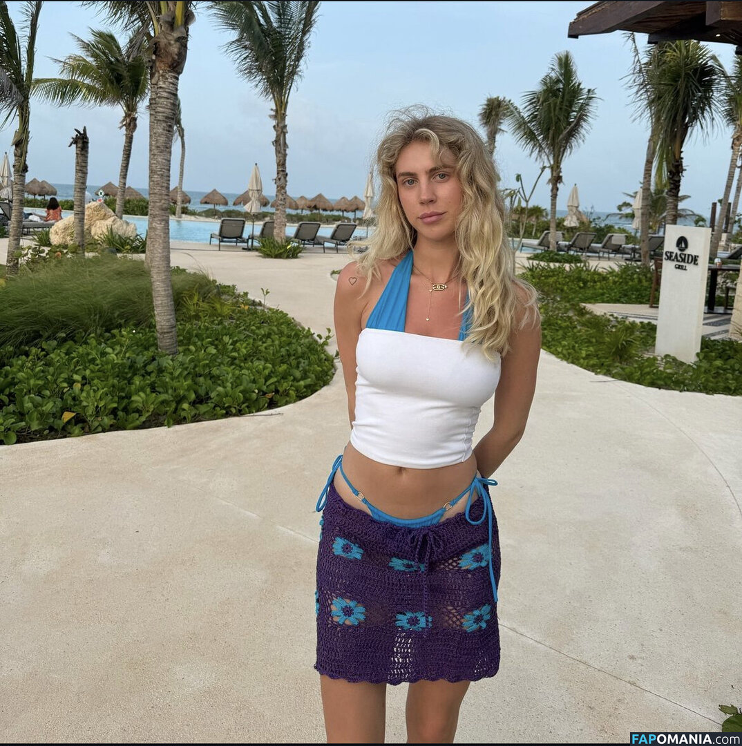 Paislee Prince  / Paislee Prince / Eden Gross / Grannygirlfriend / paisleeprince1 Nude OnlyFans  Leaked Photo #16