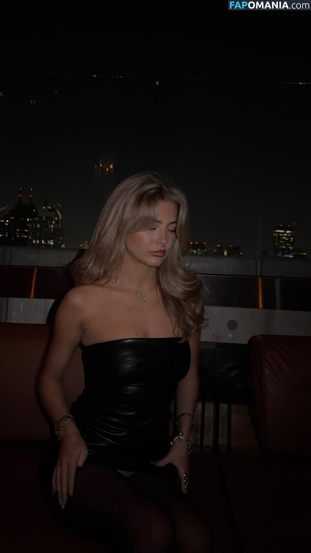 Tilde Kindahl / pastabianxo / tildekindahl Nude OnlyFans  Leaked Photo #36