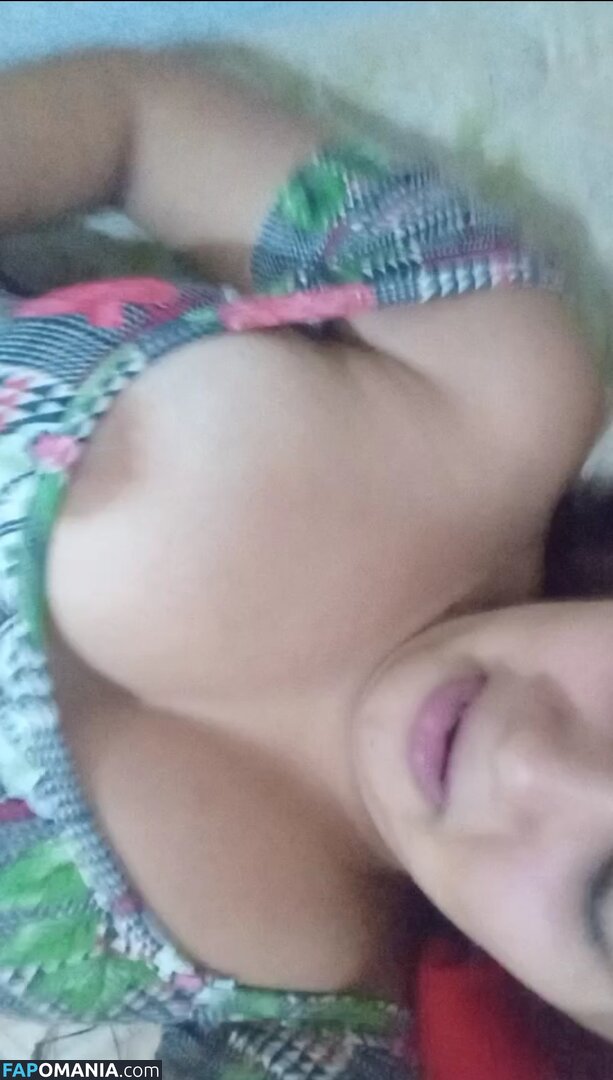 Patyzinha012 / paty_landim Nude OnlyFans  Leaked Photo #7