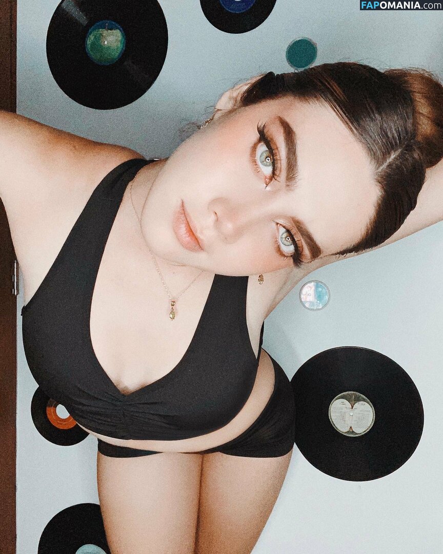 Pausotort Nude OnlyFans  Leaked Photo #2