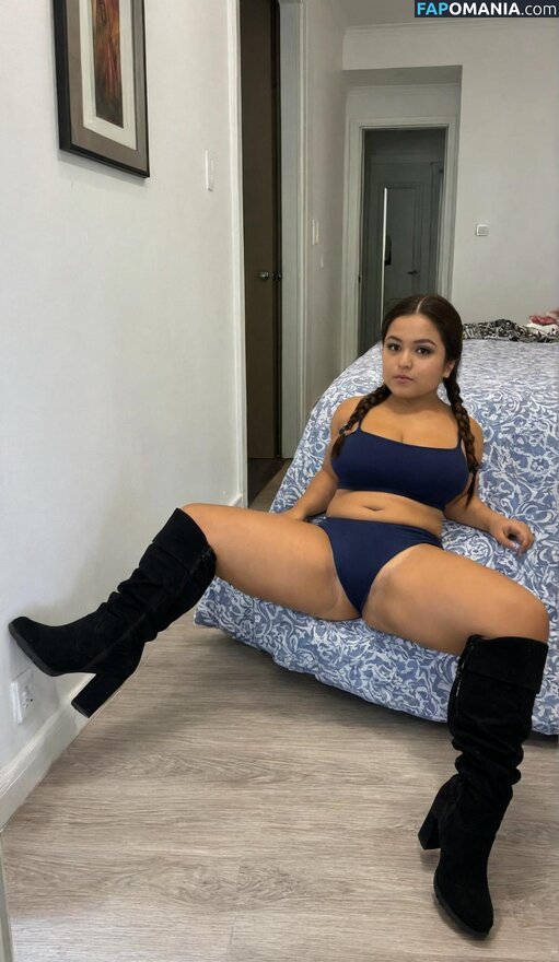 Pearl Garcia / pearlgarciax Nude OnlyFans  Leaked Photo #8