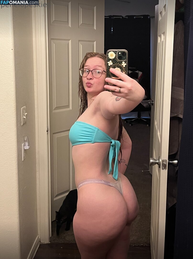 Penelope_skies / kirakatnip / penelope-skies Nude OnlyFans  Leaked Photo #8