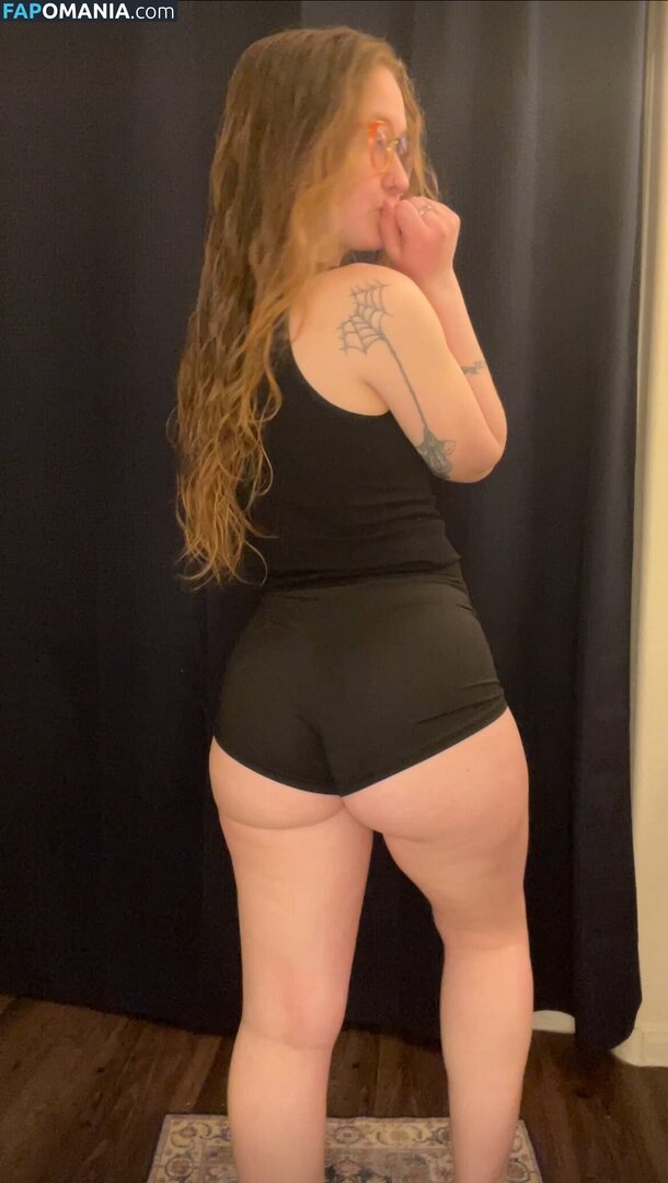 Penelope_skies / kirakatnip / penelope-skies Nude OnlyFans  Leaked Photo #11
