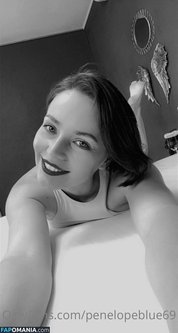 penelopeblue69 / penelopecruzoficial Nude OnlyFans  Leaked Photo #93