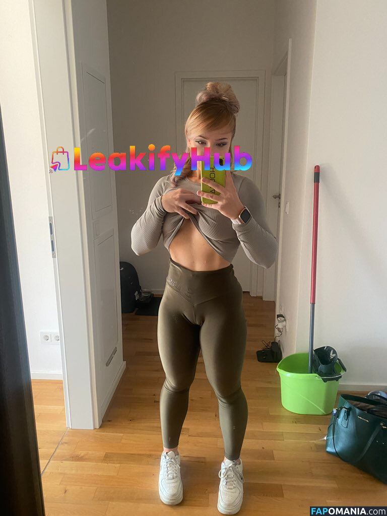 Pennyprincess Nude OnlyFans  Leaked Photo #5