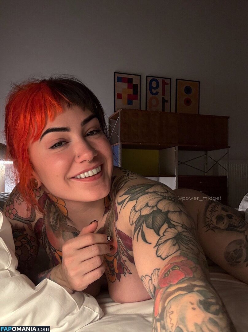 Peta Lloyd / Power_midget / petamargaretlloyd Nude OnlyFans  Leaked Photo #8