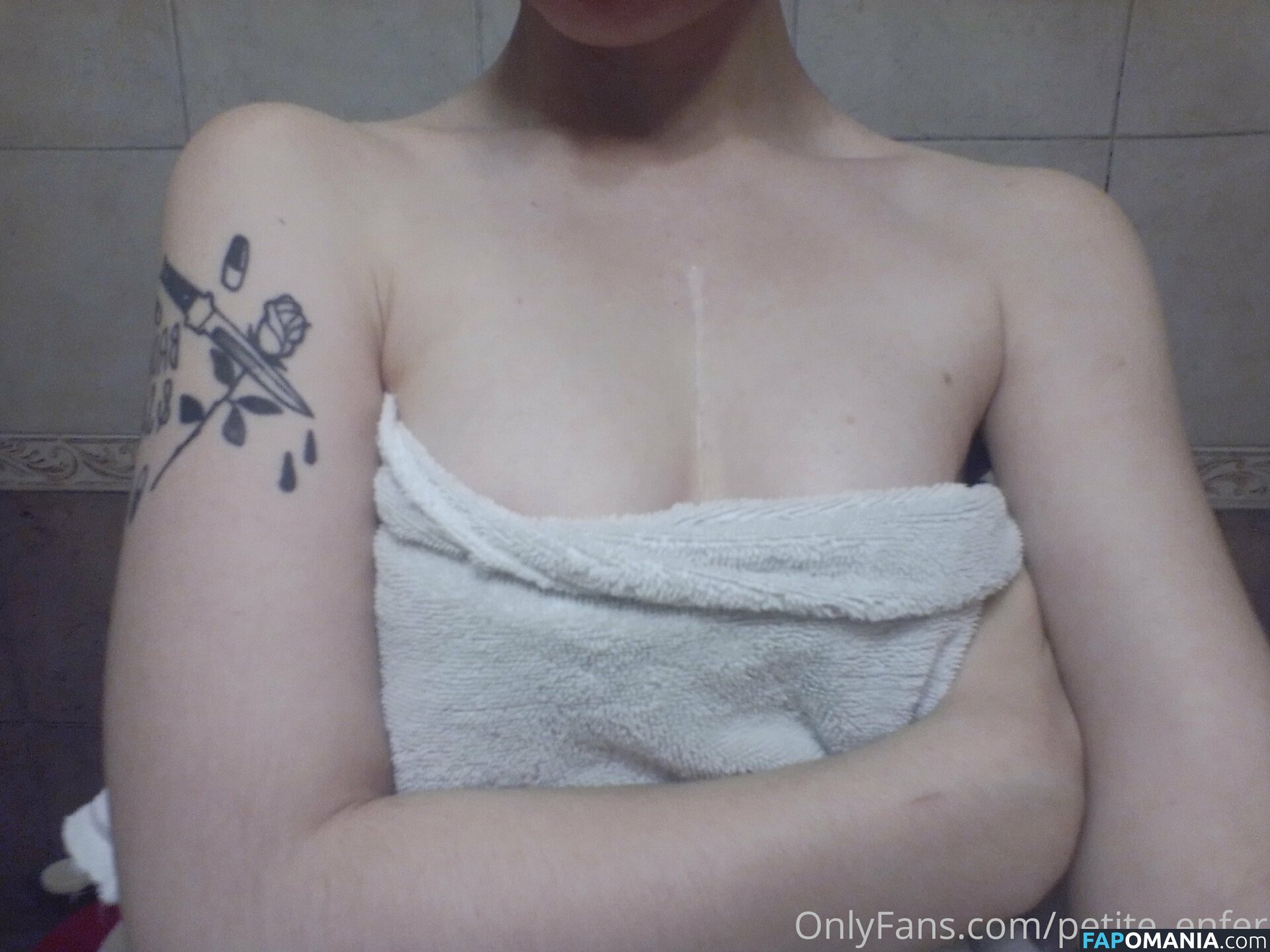 petite_enfer Nude OnlyFans  Leaked Photo #27