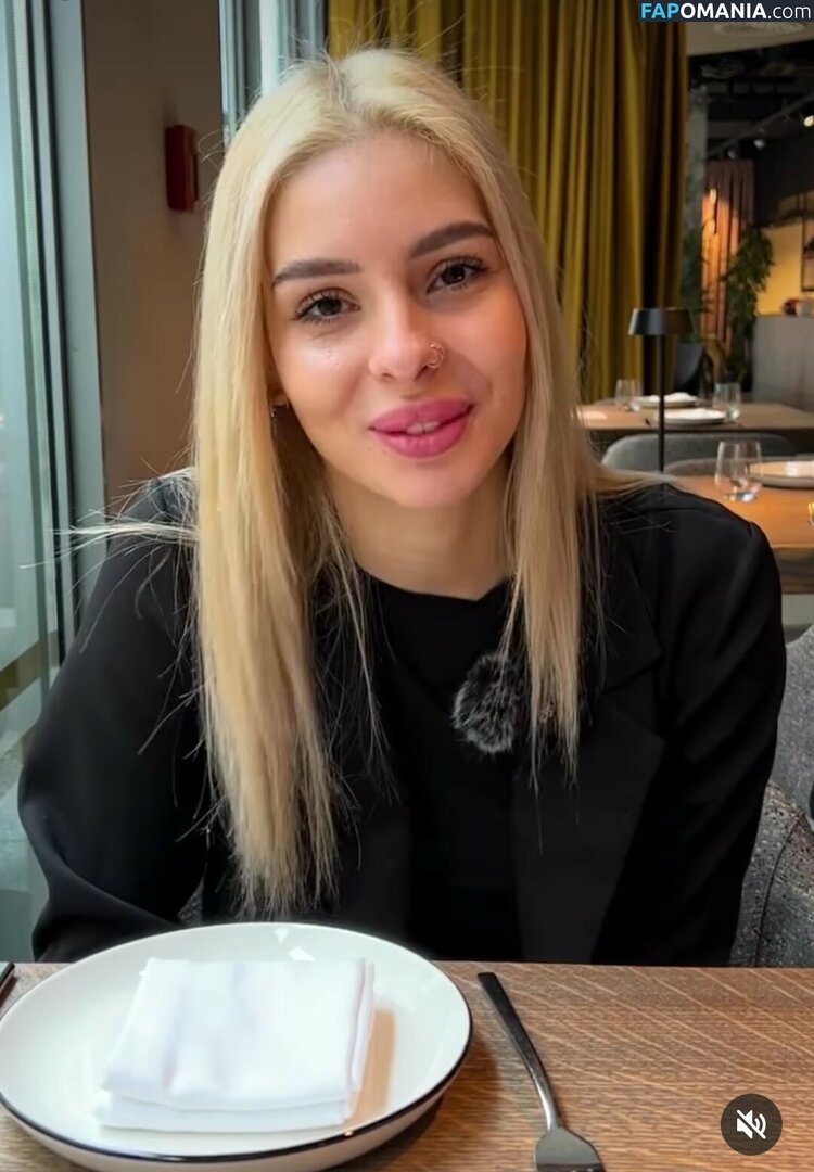 amator_csajok / f.lillaa / petratimea Nude OnlyFans  Leaked Photo #1689