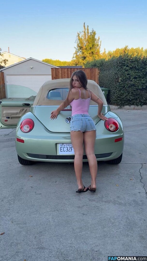 Piper Rockelle / https: / piperrockelle / piperrockellelive Nude OnlyFans  Leaked Photo #33