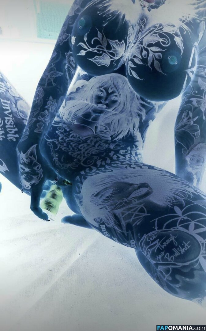 Pixta / misslexivamp / twistepixie01 Nude OnlyFans  Leaked Photo #5