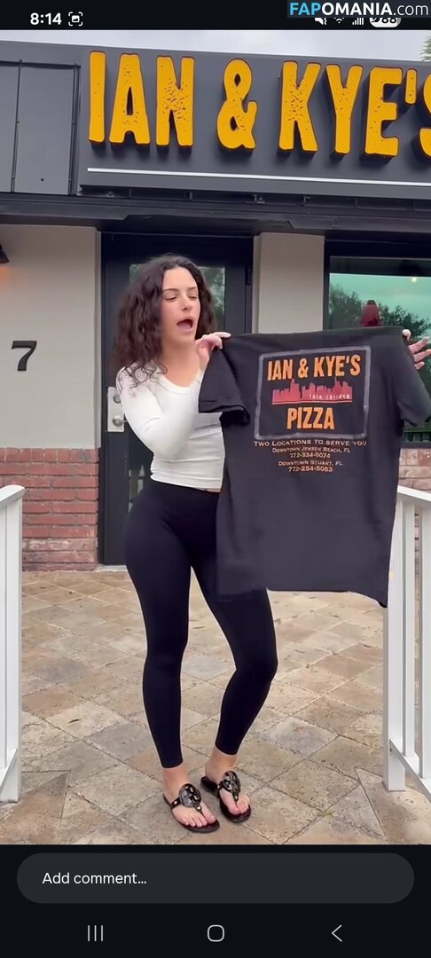 Pizzeria Baddies Nude OnlyFans  Leaked Photo #3