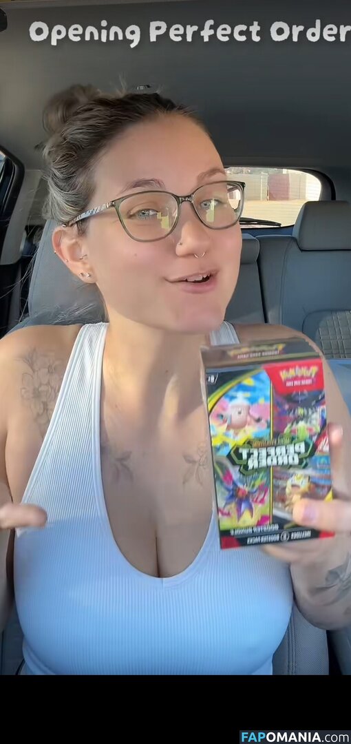 Pokezoie Nude OnlyFans  Leaked Photo #1