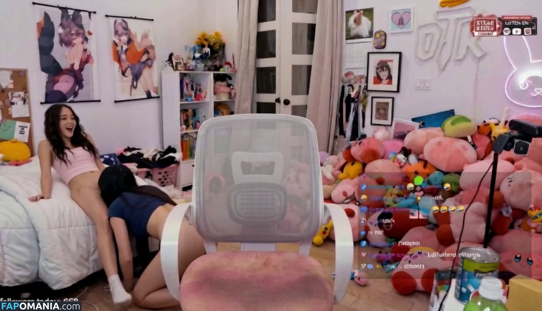 Pokimane / pokimanelol Nude OnlyFans  Leaked Photo #25