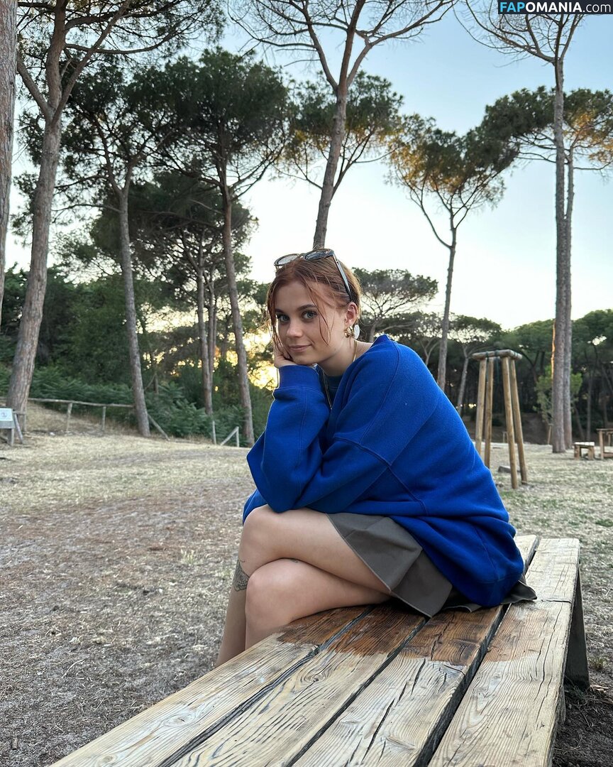 Pola Sieczko / polasieczkoo / rudapolka Nude OnlyFans  Leaked Photo #6