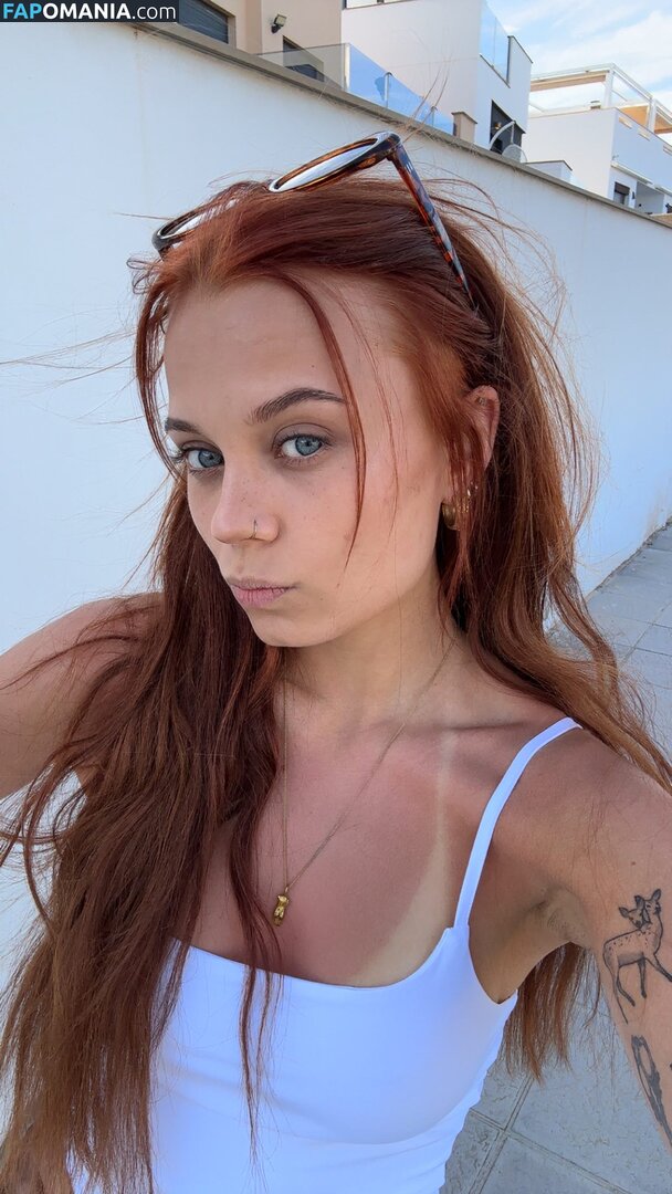 Pola Sieczko / polasieczkoo / rudapolka Nude OnlyFans  Leaked Photo #8