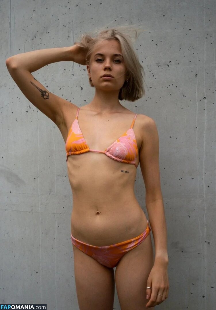 Pola Sieczko / polasieczkoo / rudapolka Nude OnlyFans  Leaked Photo #16