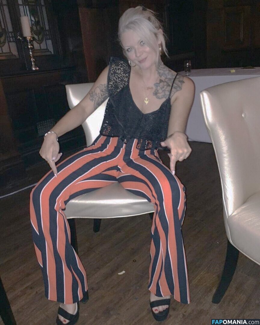 Darts / Polly James / pollyjames Nude OnlyFans  Leaked Photo #8