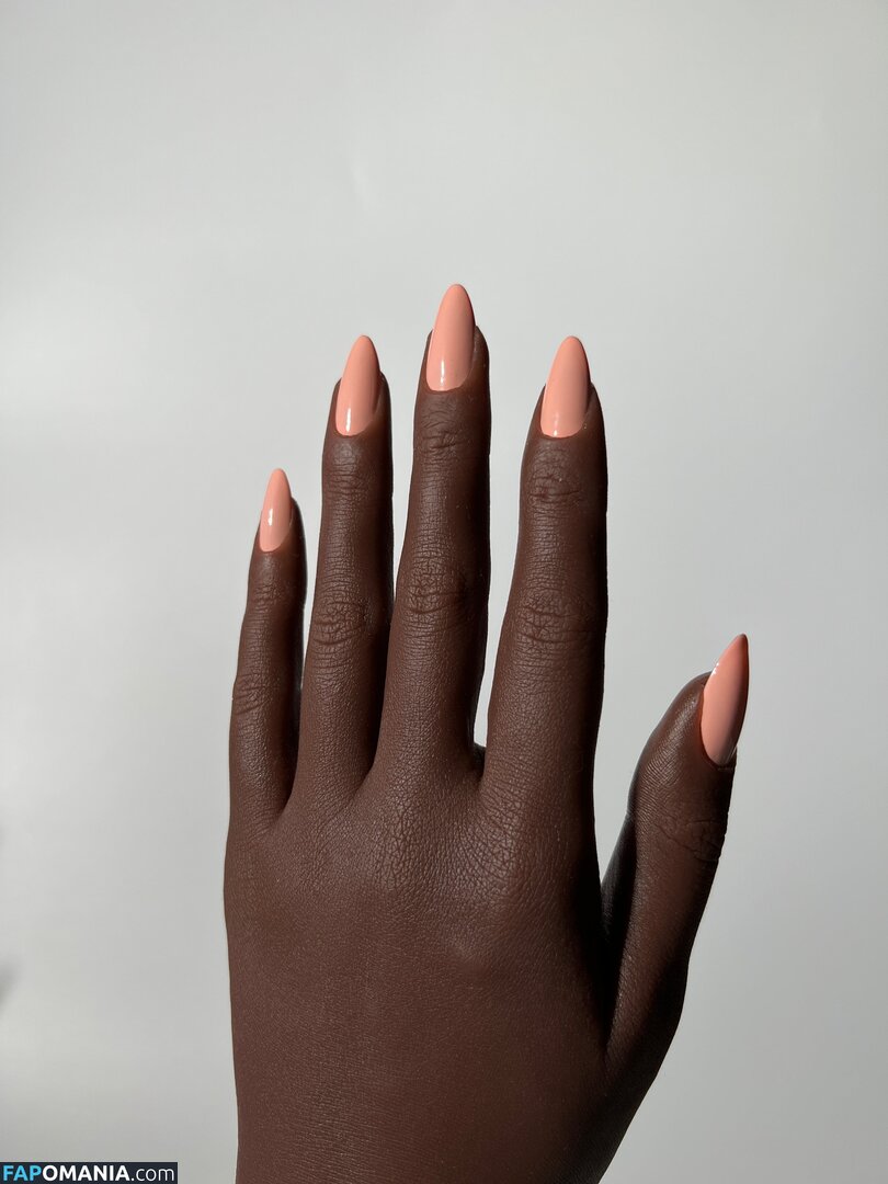 Poppy Peach Nude OnlyFans  Leaked Photo #2