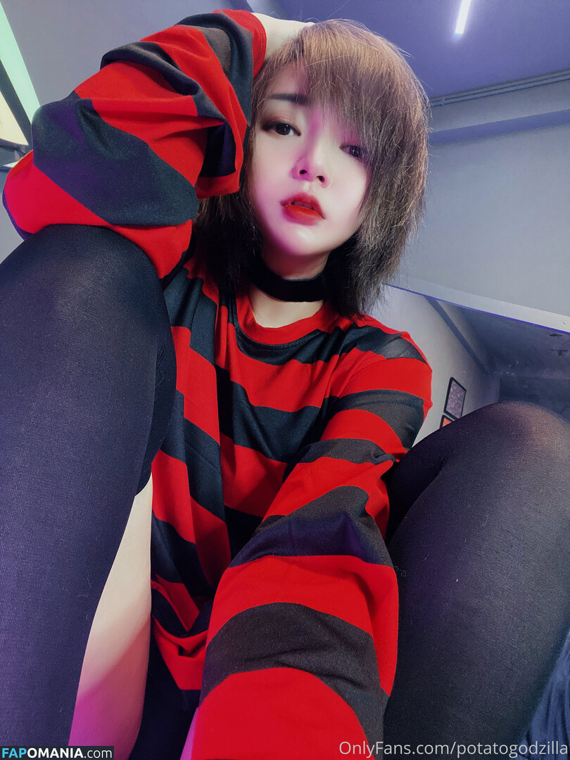 Potato Godzilla / Potatogodzilla / potato_godzilla Nude OnlyFans  Leaked Photo #5