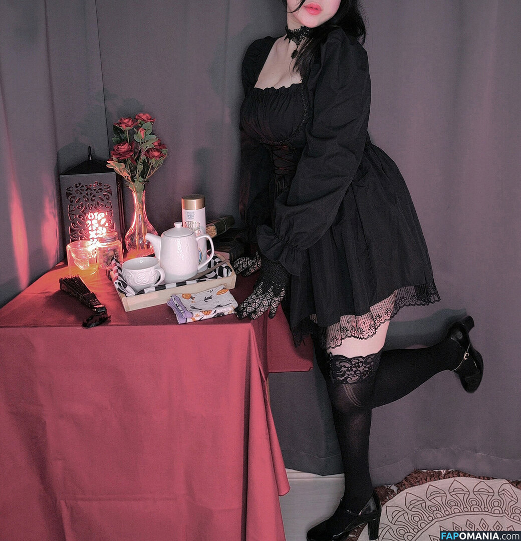 PPOMODOLI / Ppomo / ppomo.asmr Nude OnlyFans  Leaked Photo #1