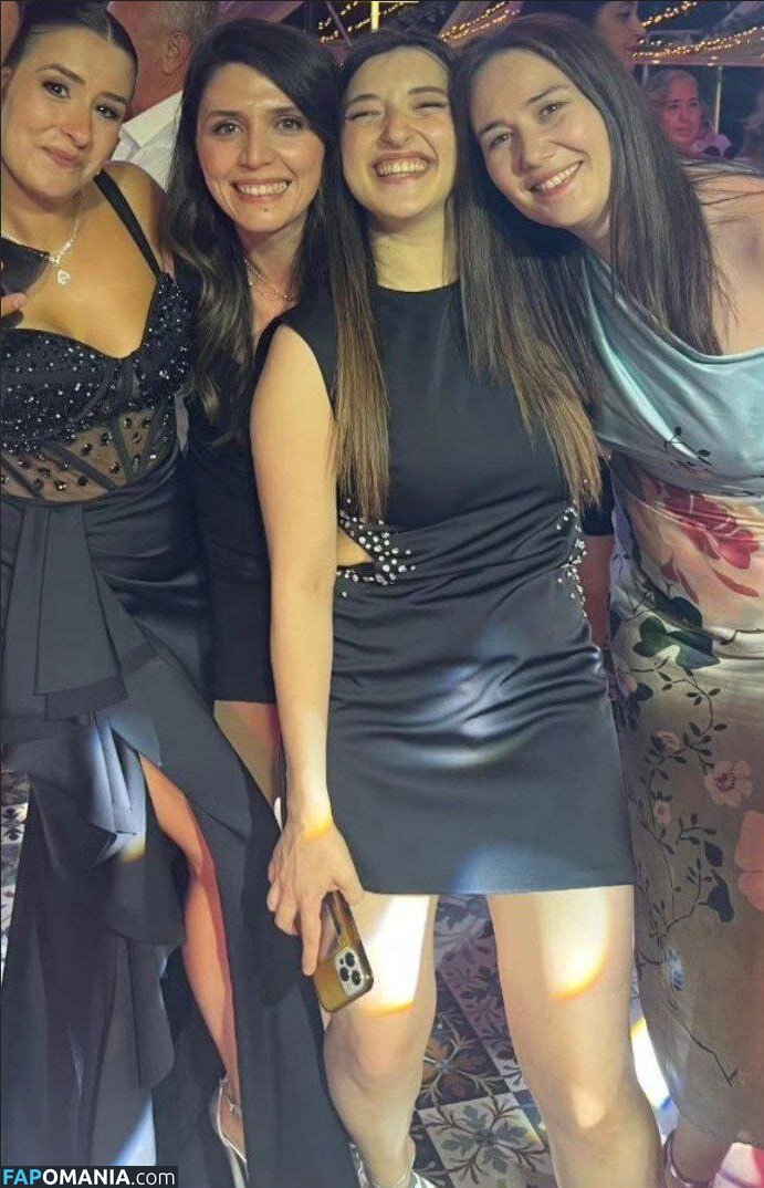 Pqueen / Turkish Streamer Nude OnlyFans  Leaked Photo #2