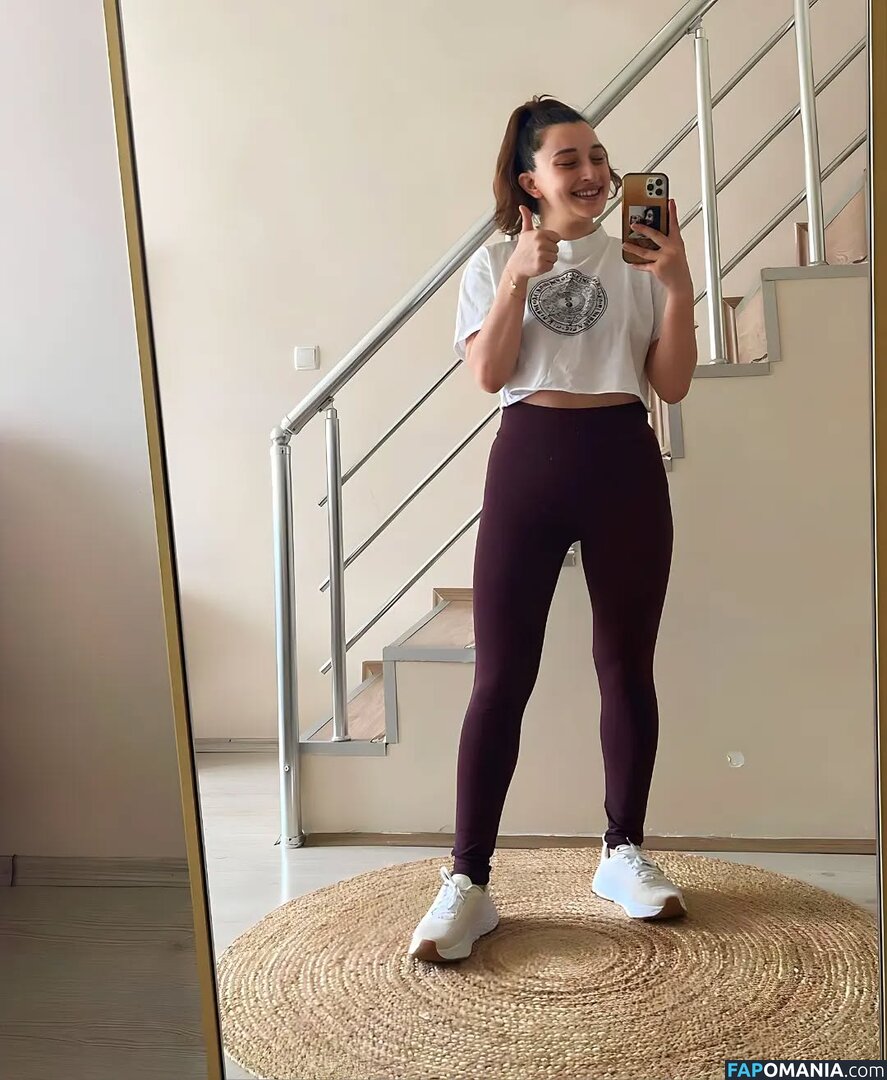 Pqueen / Turkish Streamer Nude OnlyFans  Leaked Photo #3