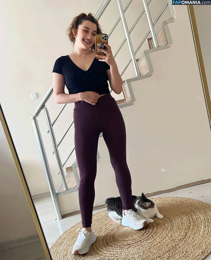 Pqueen / Turkish Streamer Nude OnlyFans  Leaked Photo #5