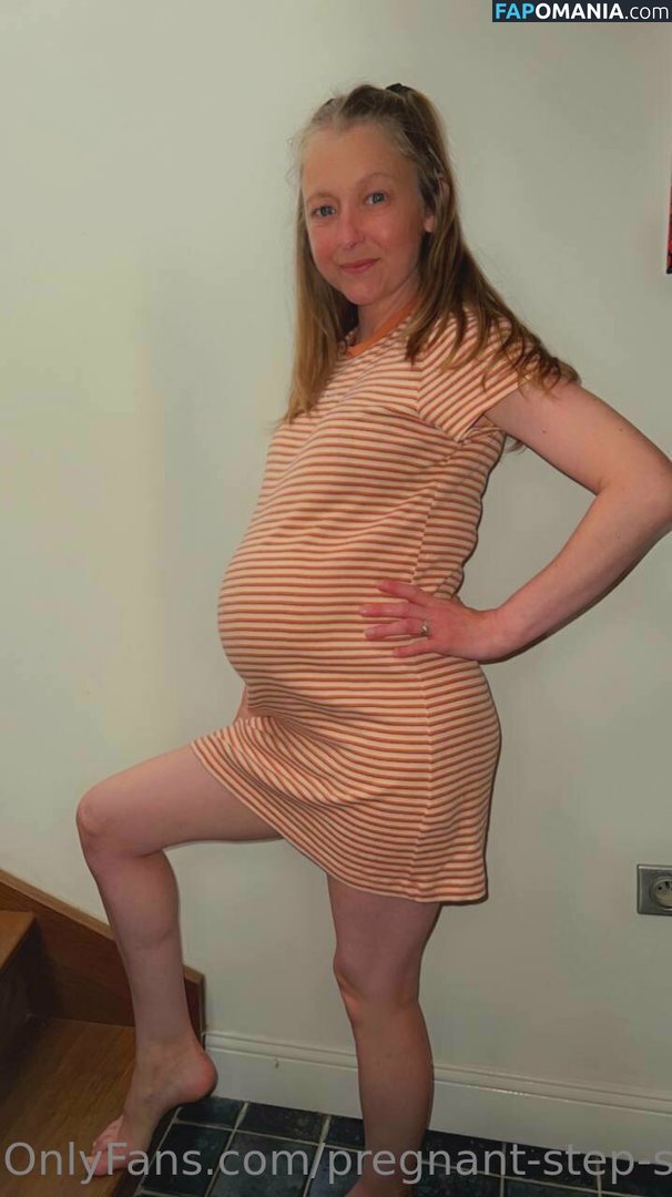 lillyjbennett / pregnant-step-sister Nude OnlyFans  Leaked Photo #18