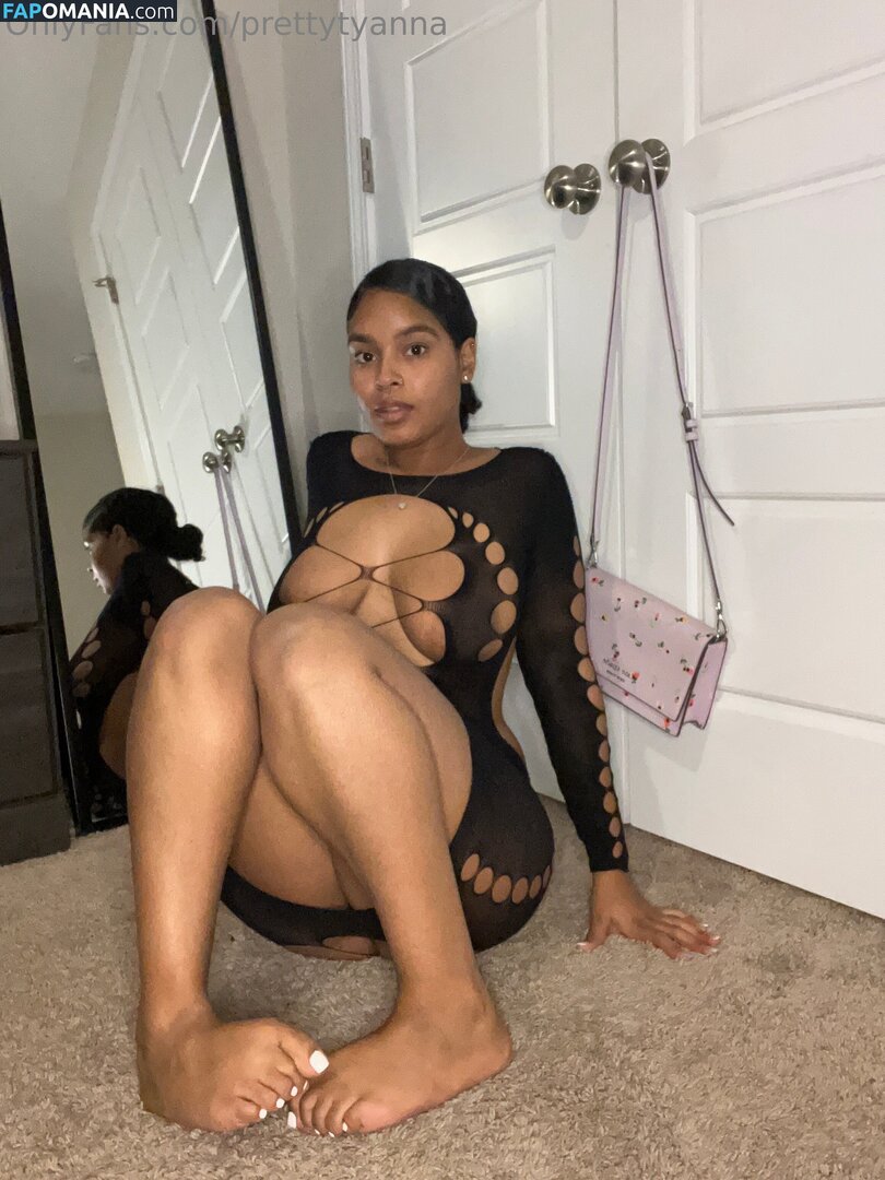 prettytyanna Nude OnlyFans  Leaked Photo #5