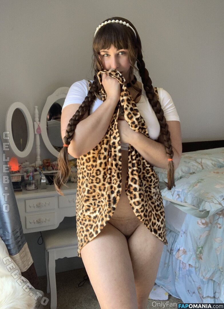 Princess Leia Lovelyn / https: / leialovelyn Nude OnlyFans  Leaked Photo #3