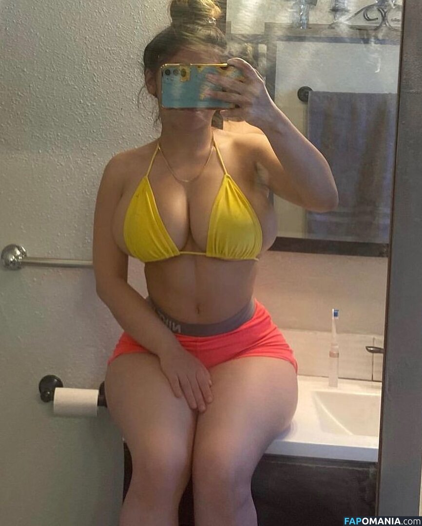 babyemilyver / princessemily / princesssaaemily Nude OnlyFans  Leaked Photo #7