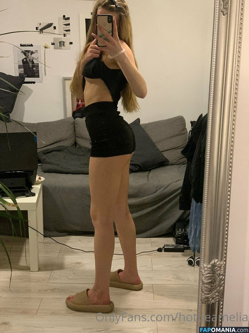 amelia.holliday1 / privateamelia Nude OnlyFans  Leaked Photo #1