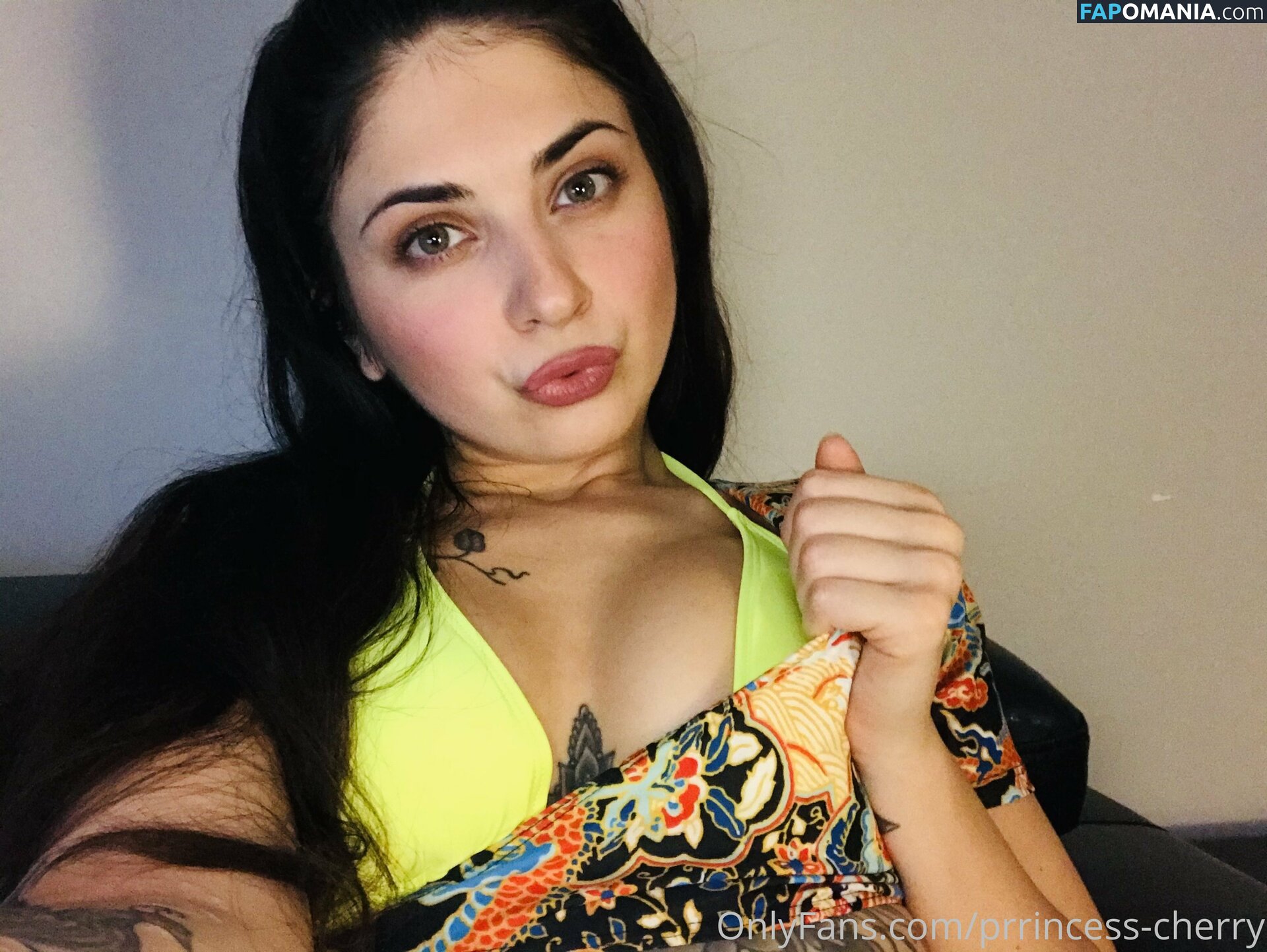 cherrychy_ / prrincess-cherry Nude OnlyFans  Leaked Photo #8