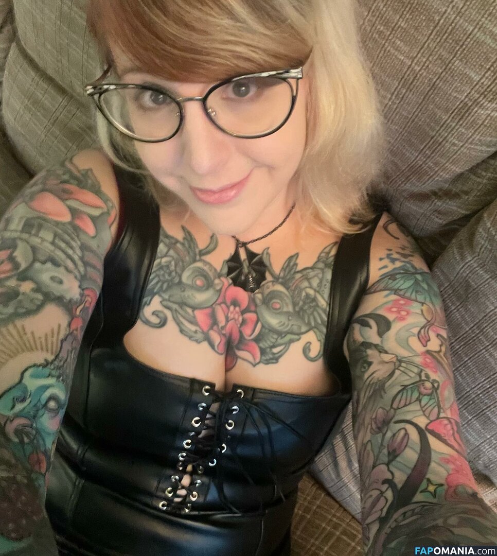 PushingUpRoses / https: / pushinuproses Nude OnlyFans  Leaked Photo #19