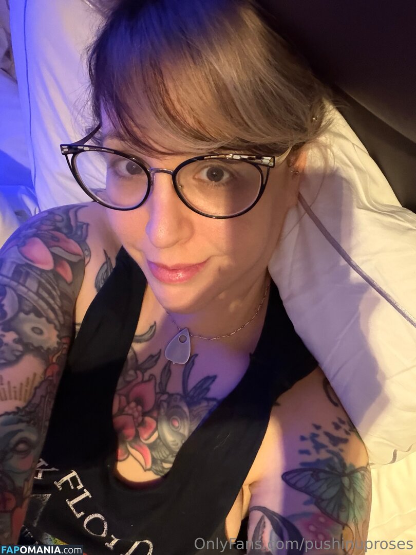 PushingUpRoses / https: / pushinuproses Nude OnlyFans  Leaked Photo #360