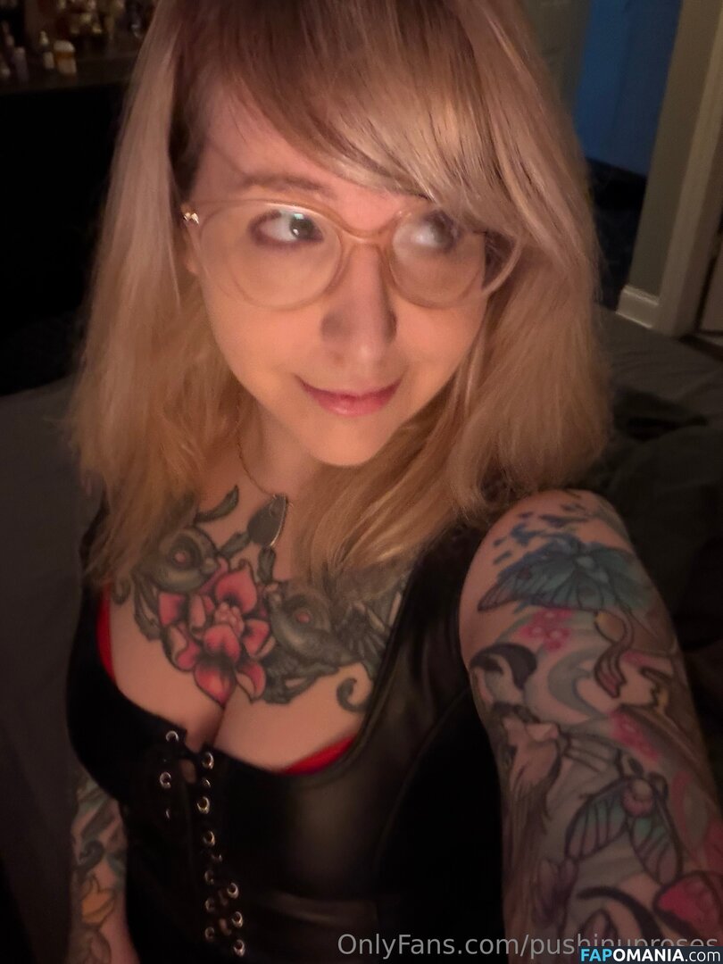 PushingUpRoses / https: / pushinuproses Nude OnlyFans  Leaked Photo #369