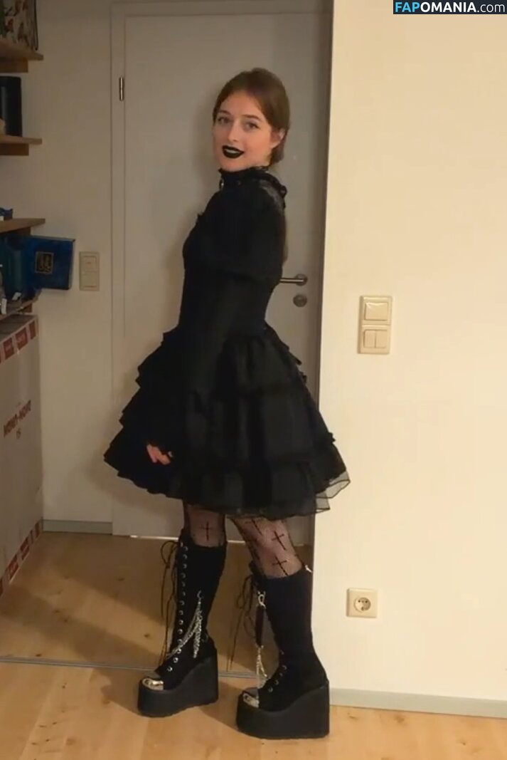 qoqsik / qoqsik1 Nude OnlyFans  Leaked Photo #16