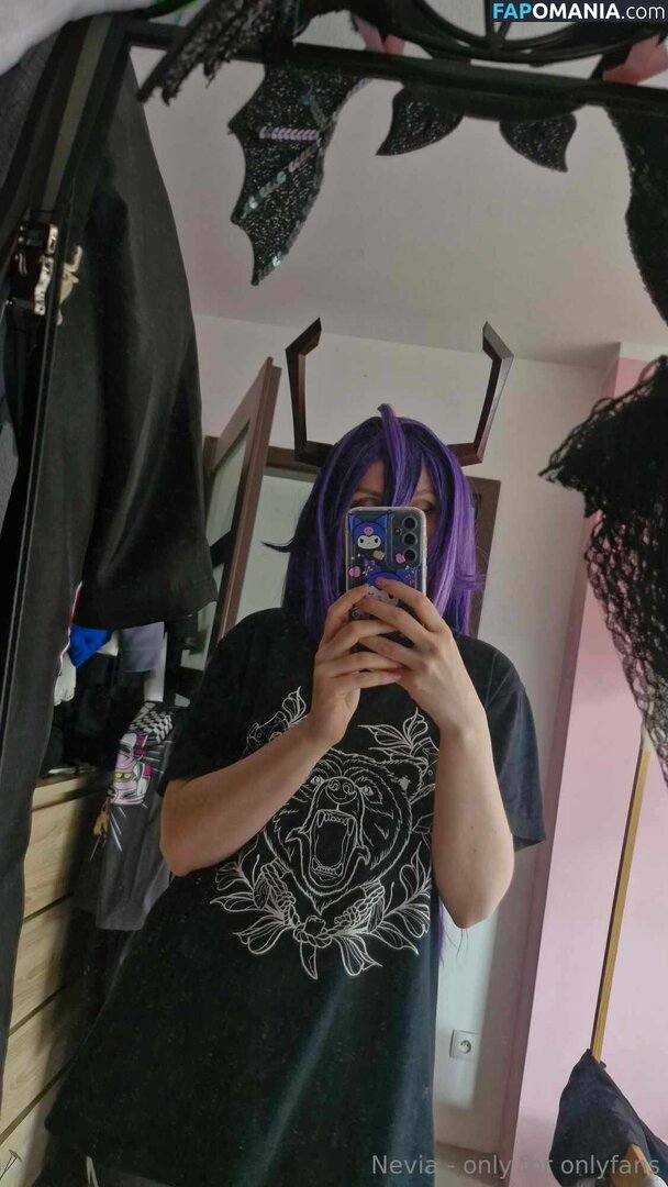 queen_nevia Nude OnlyFans  Leaked Photo #9